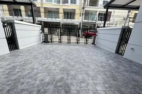 Дом в Банг Кхене, Бангкок, Таиланд с 3 спальнями № 155223 - фото 17