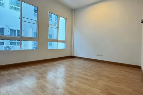 Дом в Банг Кхене, Бангкок, Таиланд с 3 спальнями № 155223 - фото 8