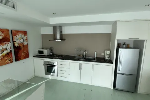 Condo in Phuket, Thailand, 2 bedrooms  № 155219 - photo 4