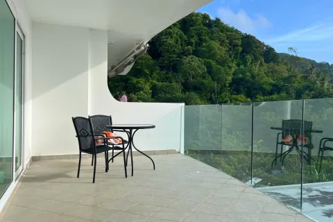 Condo in Phuket, Thailand, 2 bedrooms  № 155219 - photo 8