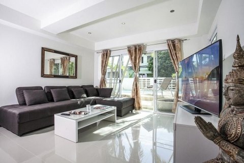 Villa in Kathu, Thailand 3 bedrooms № 148854 - photo 5