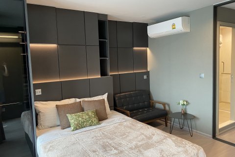 Studio in the Condo in Chatuchak, Bangkok, Thailand  № 148855 - photo 2