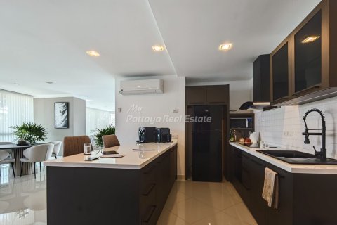 Condo à Bang Lamung, Thaïlande, 2 chambres № 191260 - photo 7