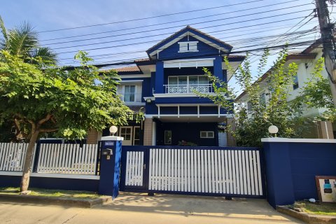 House in Bang Kruai, Thailand 3 bedrooms № 154321 - photo 3