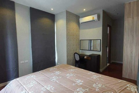 Condo in Khlong Toei, Bangkok, Thailand, 2 bedrooms  № 154323 - photo 6
