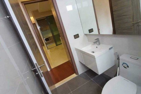 Condo in Khlong Toei, Bangkok, Thailand, 2 bedrooms  № 154323 - photo 5