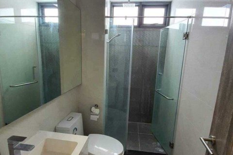 Condo in Khlong Toei, Bangkok, Thailand, 2 bedrooms  № 154323 - photo 9