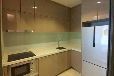 Condo in Khlong Toei, Bangkok, Thailand, 2 bedrooms  № 154323 - photo 12