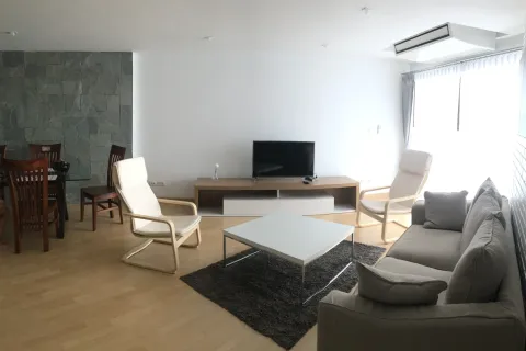 Condo in Yan Nawa, Bangkok, Thailand, 2 bedrooms № 154322 - photo 1