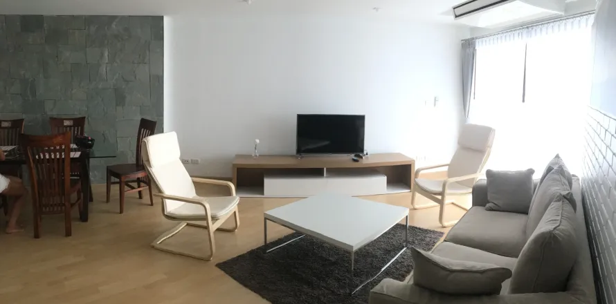 Condo in Yan Nawa, Bangkok, Thailand, 2 bedrooms № 154322