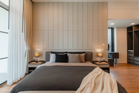 Townhouse in Saphan Sung, Bangkok, Thailand 4 bedrooms № 154318 - photo 14