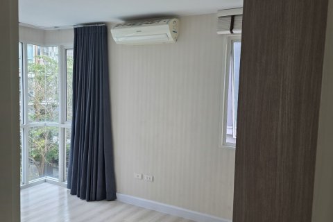 Condo in Bang Na, Bangkok, Thailand, 2 bedrooms  № 154320 - photo 5