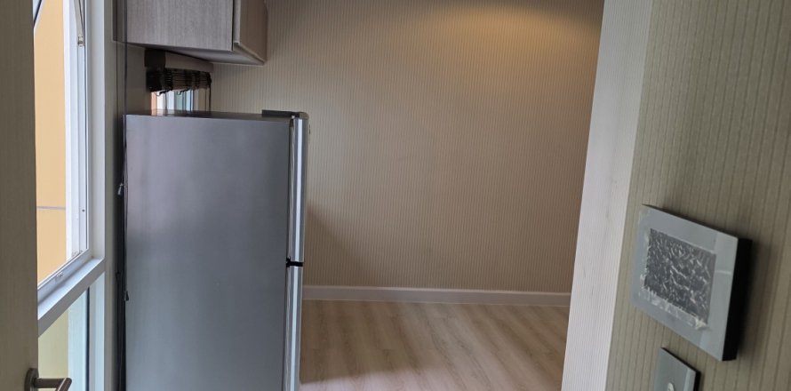 Condo in Bang Na, Bangkok, Thailand, 2 bedrooms  № 154320