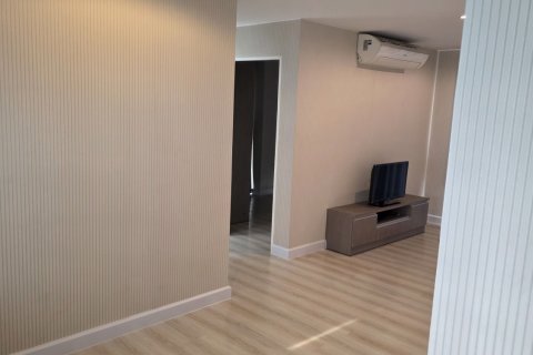 Condo in Bang Na, Bangkok, Thailand, 2 bedrooms  № 154320 - photo 3