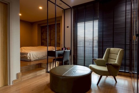 House in Bangkok, Thailand 4 bedrooms № 168997 - photo 10