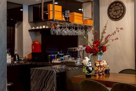 House in Bangkok, Thailand 4 bedrooms № 168997 - photo 12