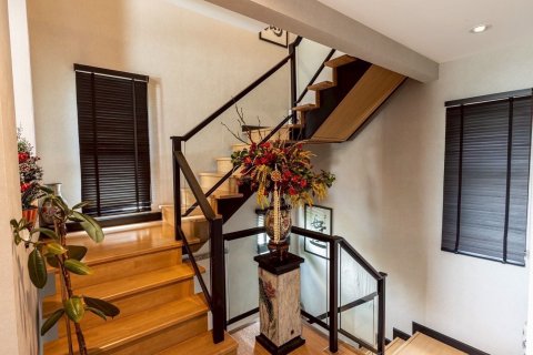 House in Bangkok, Thailand 4 bedrooms № 168997 - photo 23