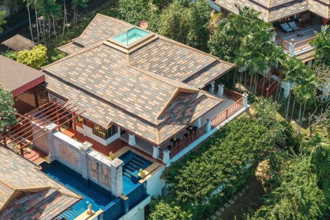 Villa in Kathu, Thailand 3 bedrooms № 168996 - photo 2