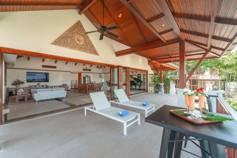 Villa in Kathu, Thailand 3 bedrooms № 168996 - photo 15