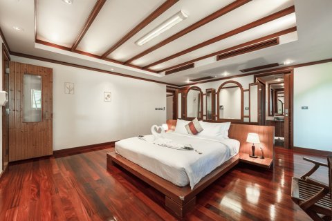 Villa in Kathu, Thailand 3 bedrooms № 168996 - photo 22