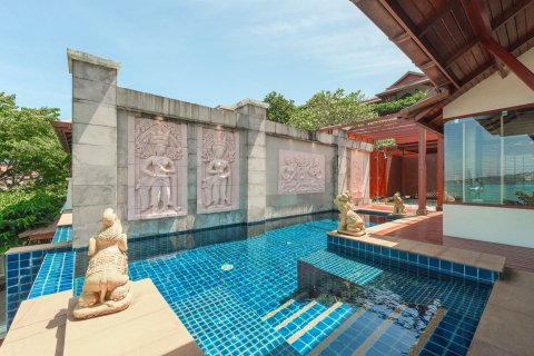 Villa in Kathu, Thailand 3 bedrooms № 168996 - photo 17
