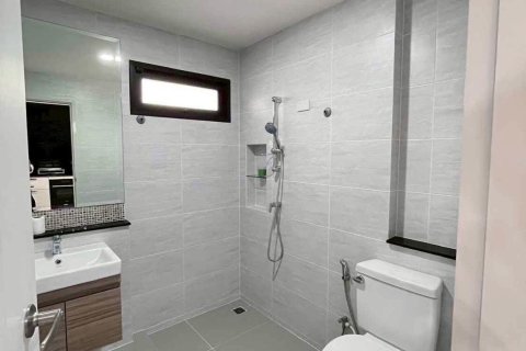 House in Bang Kaeo, Thailand 4 bedrooms № 168993 - photo 17