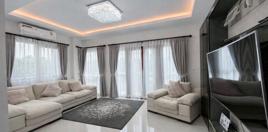 House in Bang Kaeo, Thailand 4 bedrooms № 168993