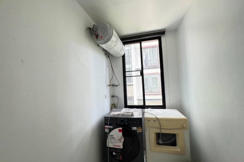 Condo in Din Daeng, Bangkok, Thailand, 2 bedrooms  № 168994 - photo 8