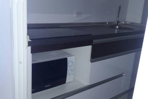 Кондоминиум с 2 спальнями в Ян Наве, Бангкок, Таиланд № 136646 - фото 2