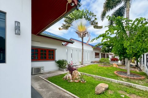 Villa à Hua Hin, Thaïlande 4 chambres № 134634 - photo 10