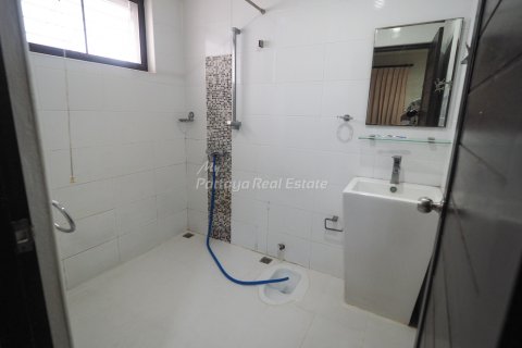 Maison à Bang Lamung, Thaïlande 2 chambres № 75548 - photo 17