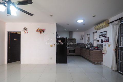 Maison à Bang Lamung, Thaïlande 2 chambres № 75548 - photo 27