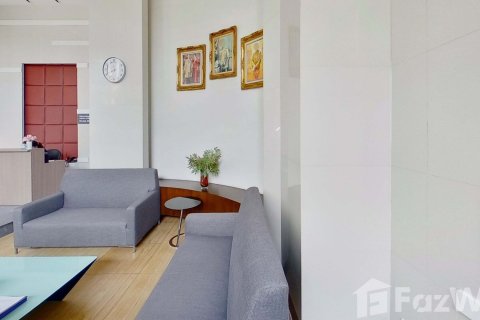 Condo in Bangkok, Thailand, 2 bedrooms  № 157737 - photo 14