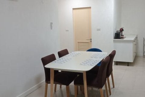 Condo in Bangkok, Thailand, 2 bedrooms  № 157737 - photo 23