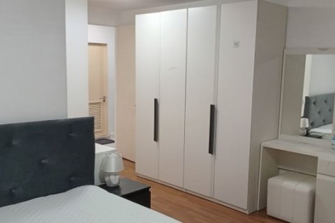 Condo in Bangkok, Thailand, 2 bedrooms  № 157737 - photo 24