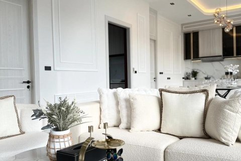 Penthouse in Pattaya, Thailand 4 bedrooms № 150525 - photo 9