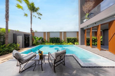 Penthouse in Pattaya, Thailand 4 bedrooms № 150527 - photo 1