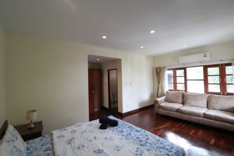 Villa in Hua Hin, Thailand 4 bedrooms № 154758 - photo 24