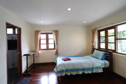 Villa in Hua Hin, Thailand 4 bedrooms № 154758 - photo 22