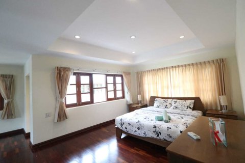 Villa in Hua Hin, Thailand 4 bedrooms № 154758 - photo 21