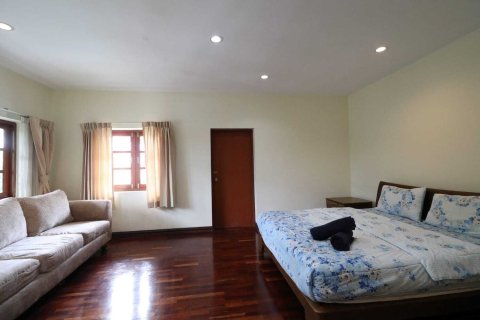 Villa in Hua Hin, Thailand 4 bedrooms № 154758 - photo 25