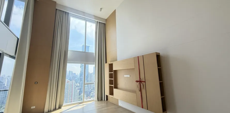 Condo à Bang Rak, Bangkok, Thaïlande, 2 chambres № 154760