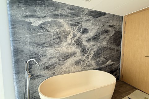 Condo à Bang Rak, Bangkok, Thaïlande, 2 chambres № 154760 - photo 28