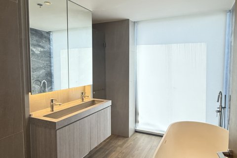 Condo à Bang Rak, Bangkok, Thaïlande, 2 chambres № 154760 - photo 23