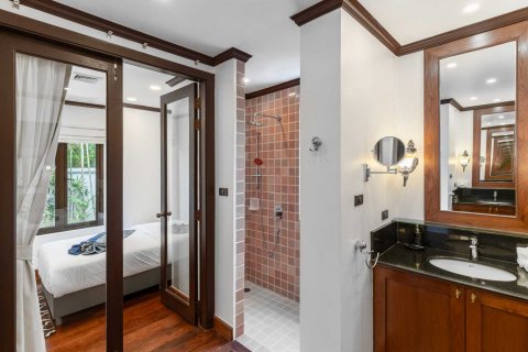 House in Bang Tao, Thailand 4 bedrooms № 3184 - photo 12
