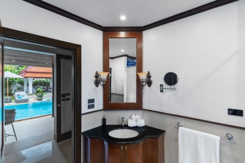 House in Bang Tao, Thailand 4 bedrooms № 3184 - photo 20