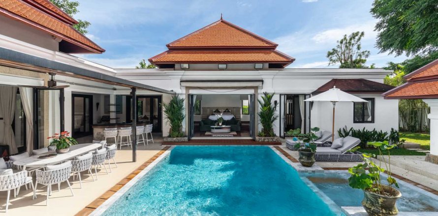 House in Bang Tao, Thailand 4 bedrooms № 3184