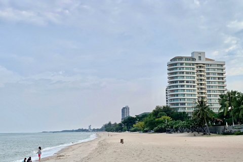 Кондоминиум с 2 спальнями в Ча-аме, Таиланд № 168821 - фото 13