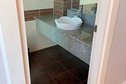 Кондоминиум с 2 спальнями в Ча-аме, Таиланд № 168821 - фото 10