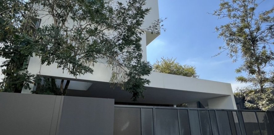 House in Saphan Sung, Bangkok, Thailand 3 bedrooms № 157128